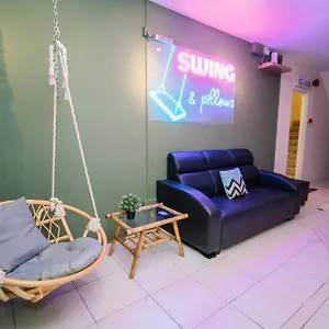  Hostel Swing & Pillows - Penang Road, Penang